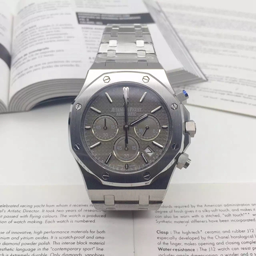 オーデマピゲ時計背面デザイン